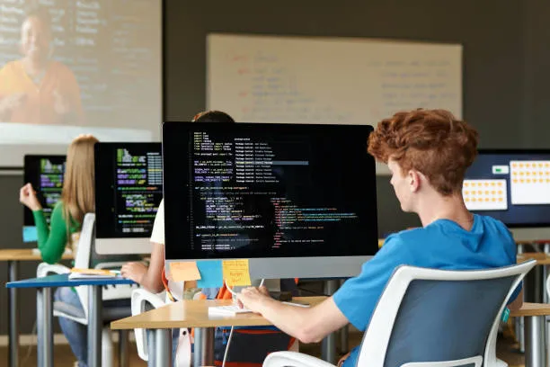 Cursos superiores de informática